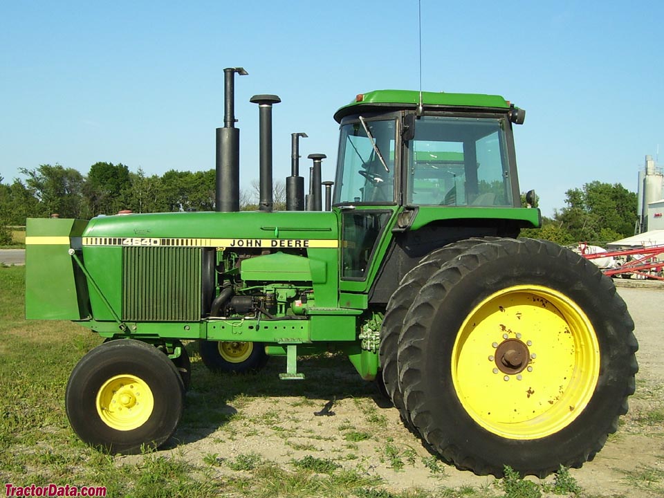 John Deere 4640 with two-wheel drive.