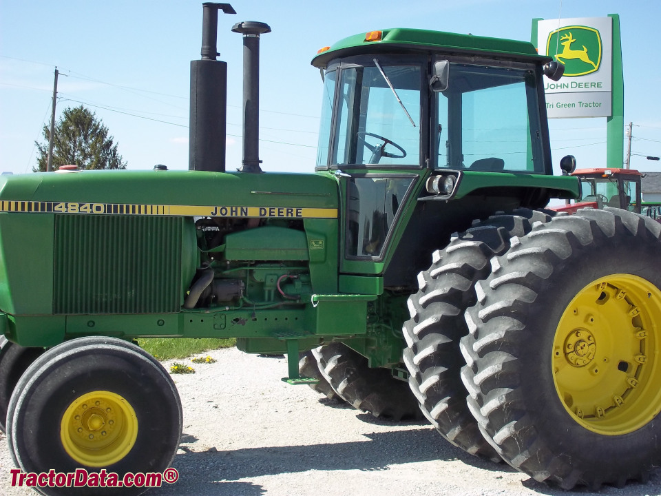 John Deere 4840, left side.
