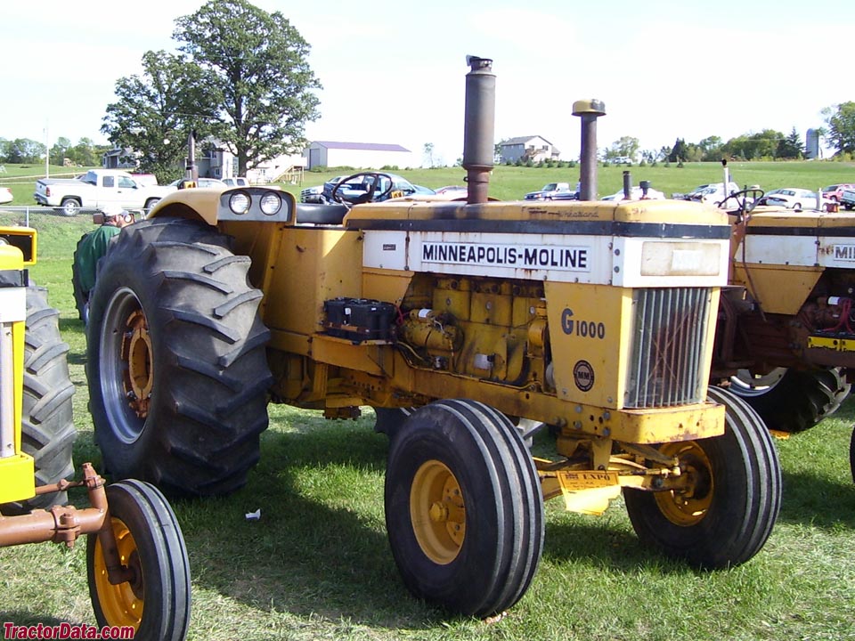 Minneapolis-Moline G-1000 wheatland