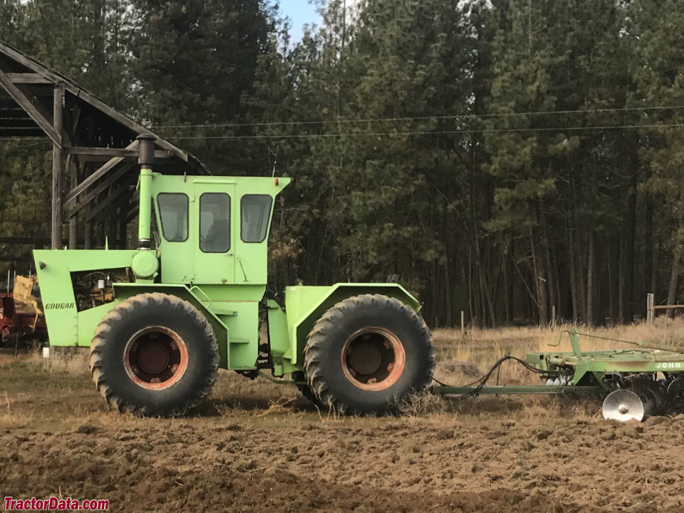 Steiger Cougar