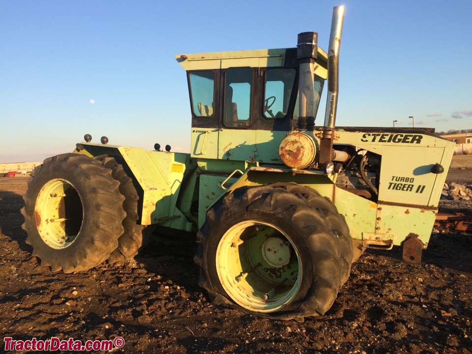 Steiger Turbo Tiger II ST-320