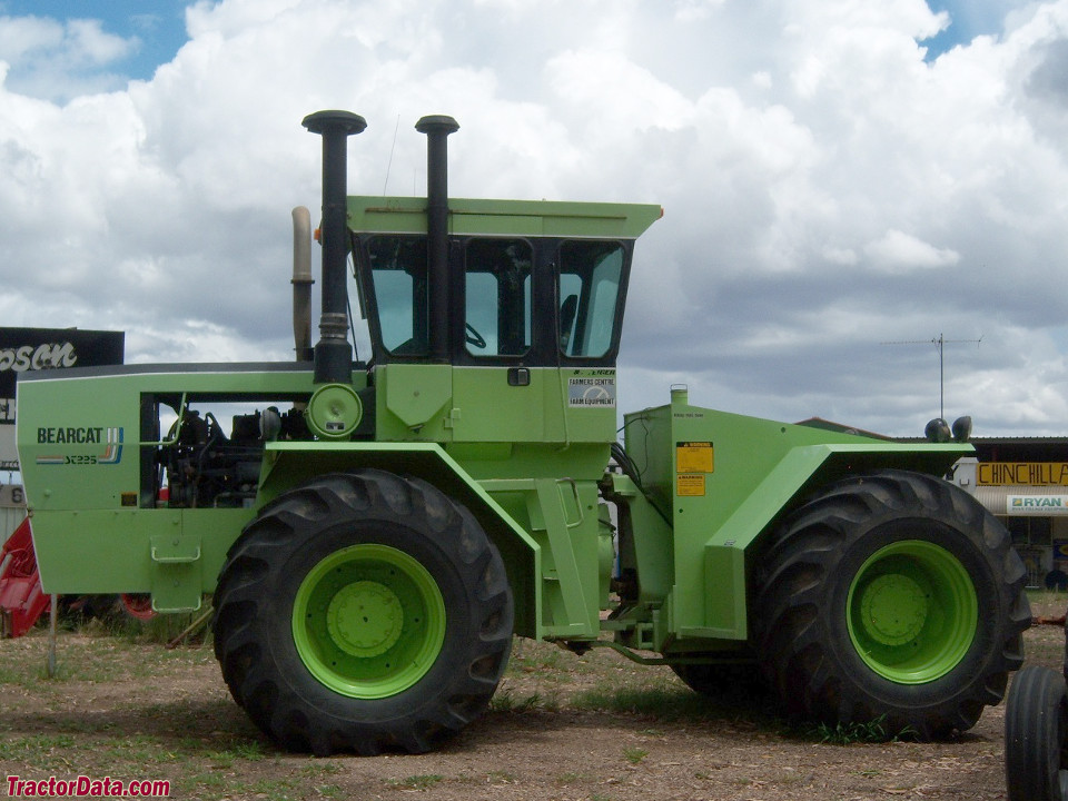 Steiger Bearcat III ST-225