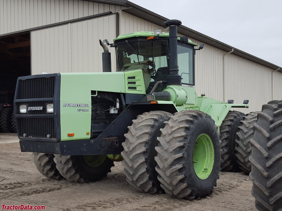 Steiger Panther KP-1325