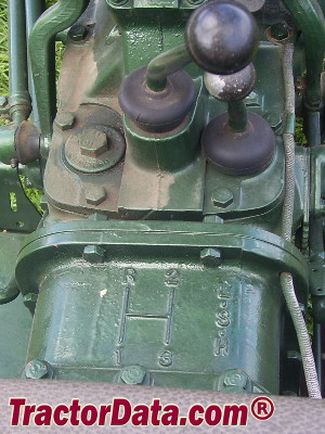 Ferguson TO-35 transmission controls