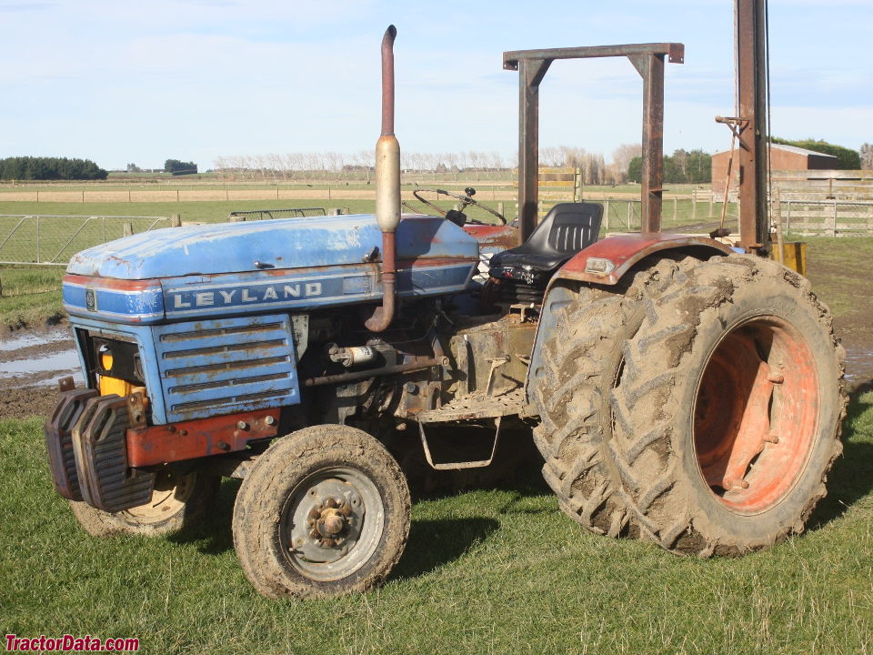 Leyland 245 tractor photos information
