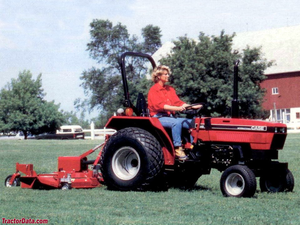 CaseIH 245