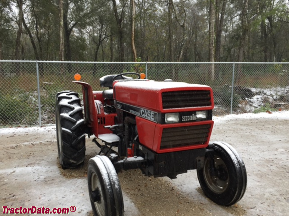 CaseIH 385