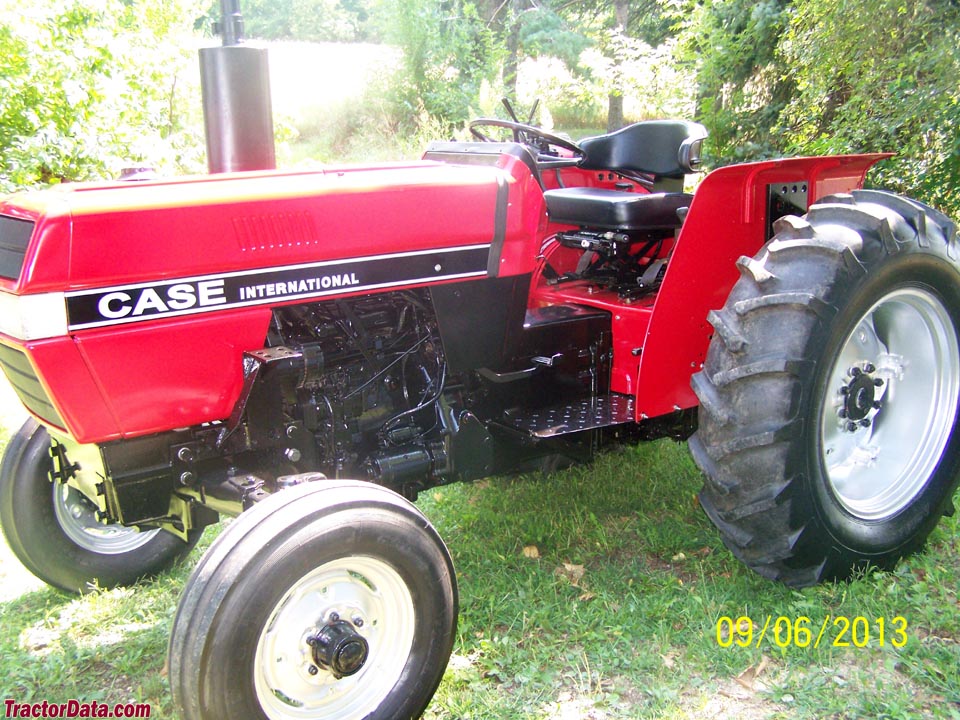 CaseIH 395