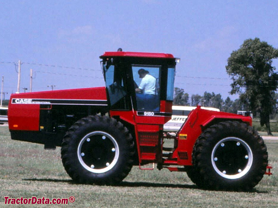 Case International 9150, left side.