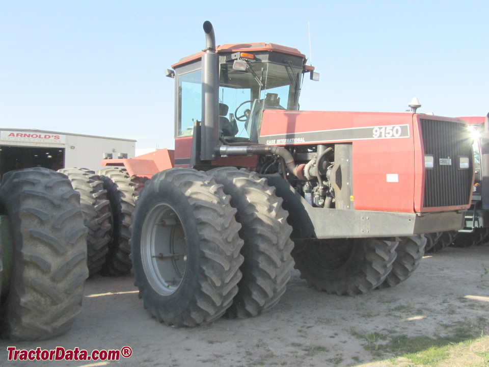Case International 9150, right side.