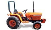 Kubota B7200 tractor photo