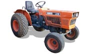 Kubota L235 tractor photo