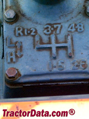Kubota L260 transmission controls