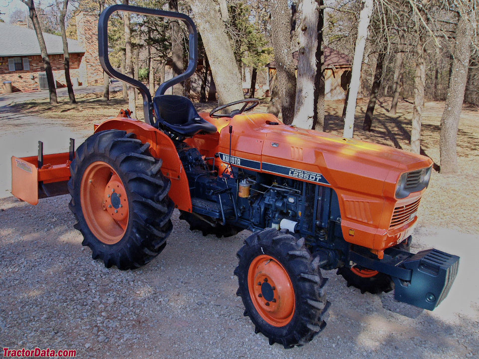 Kubota L295