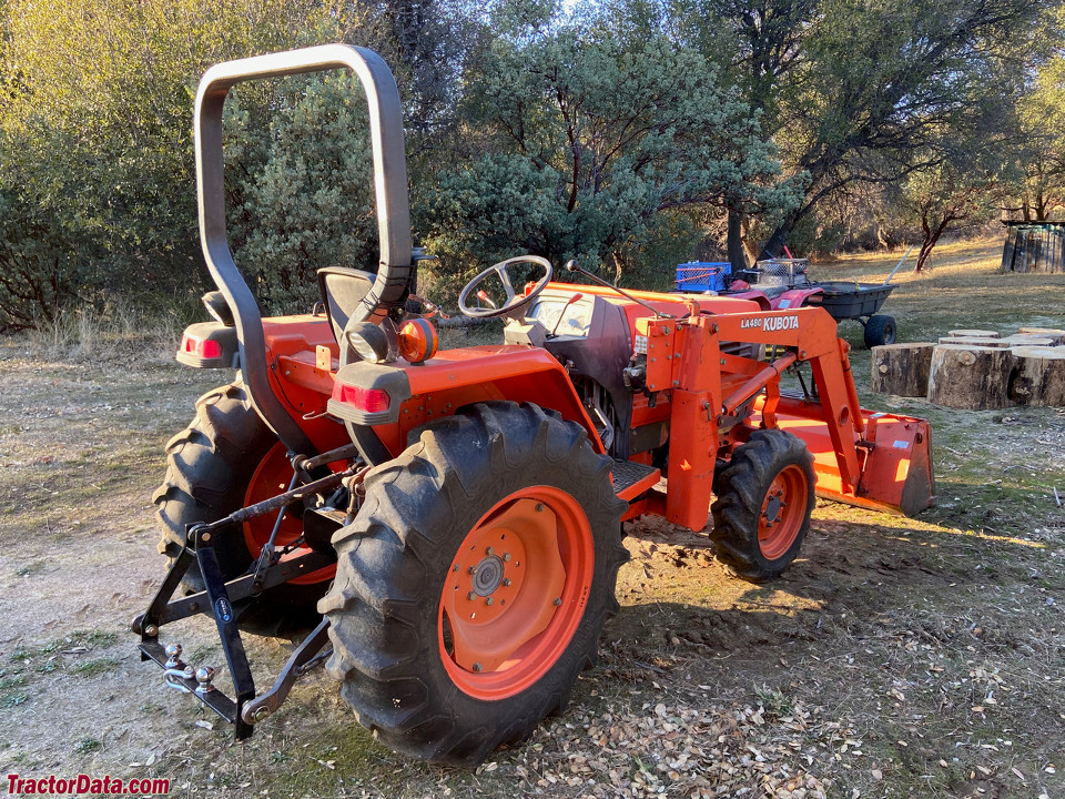 Kubota L2900 Tractor Photos Information