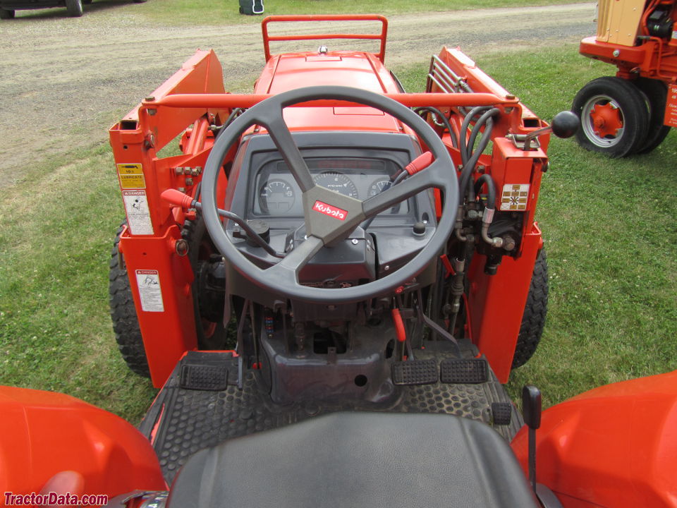 Kubota L4200 operator station and controls.
