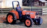 Kubota M6030 tractor photo