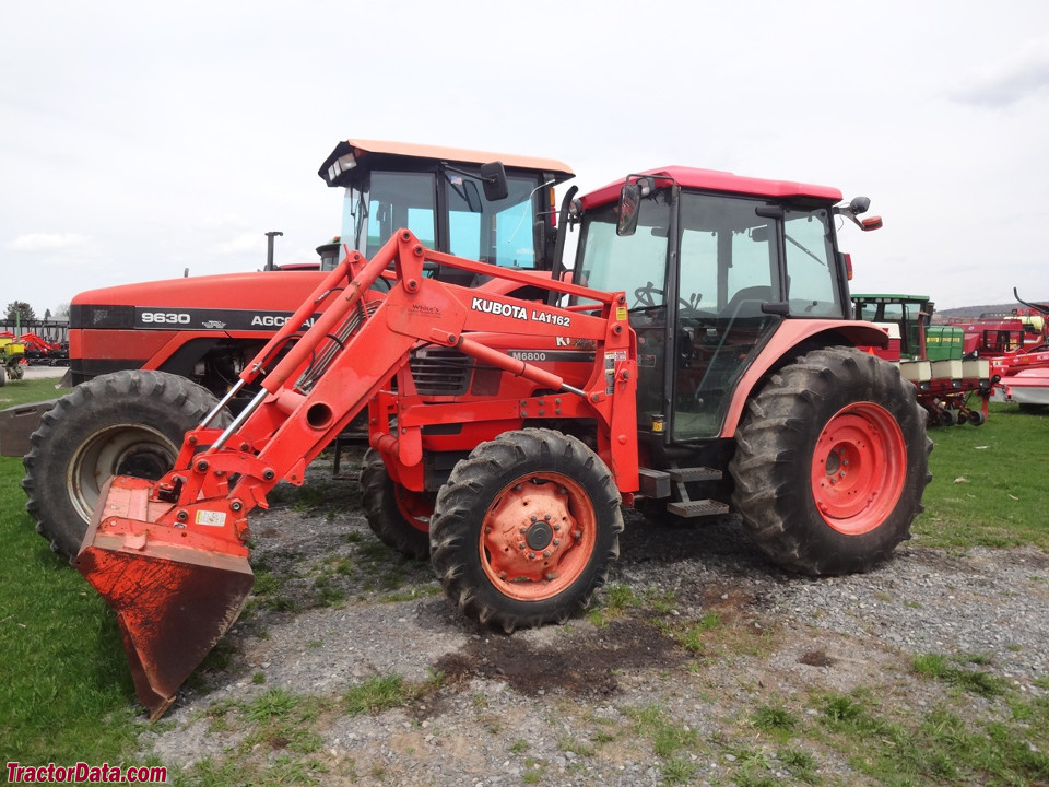 Kubota M6800