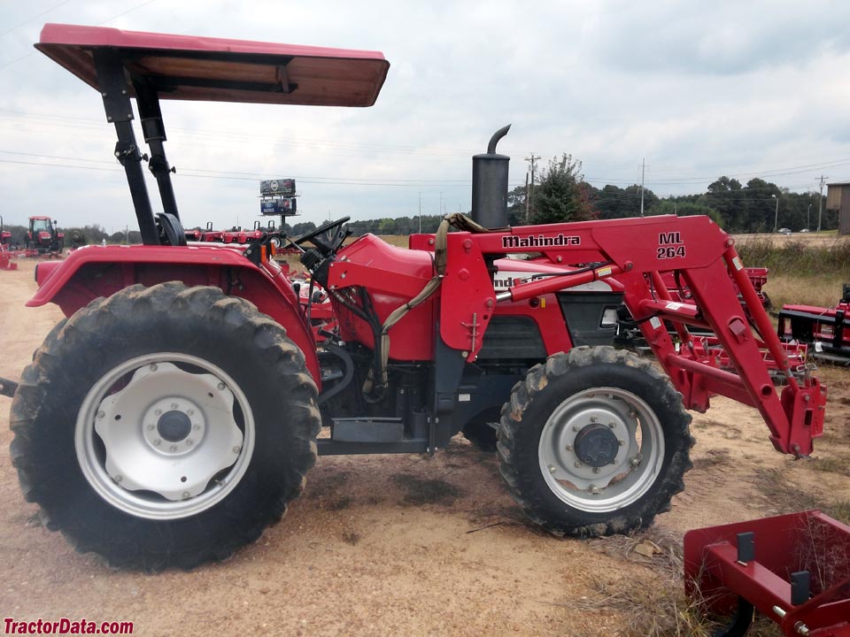 Mahindra 5500 with ML264 front-end loader.