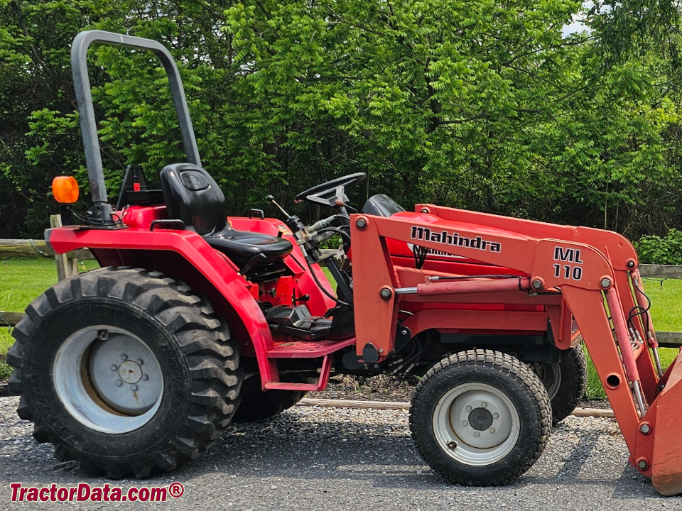 Mahindra 3015 compact utility tractor with ML110 front-end loader.