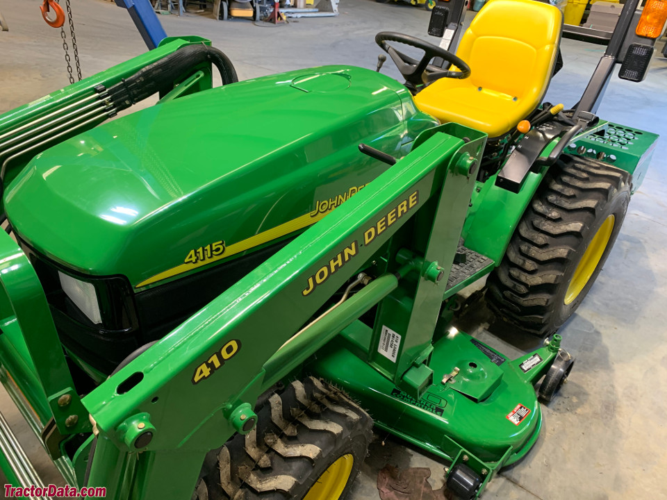 John Deere 4115