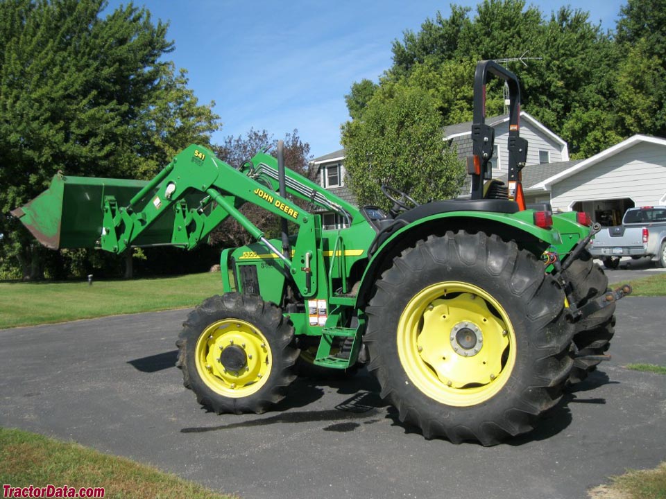 John Deere 5320