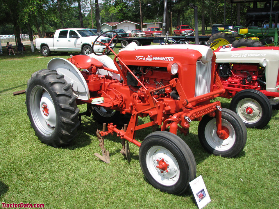 Ford 541 with mounted cultivators.