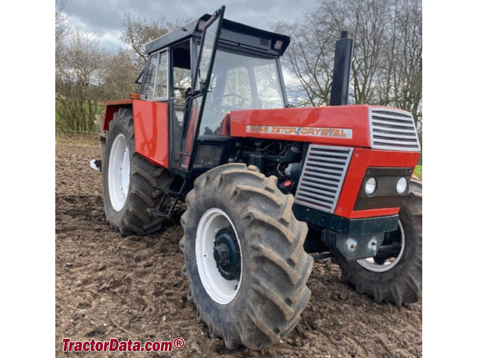 Zetor 12045 row-crop tractor.