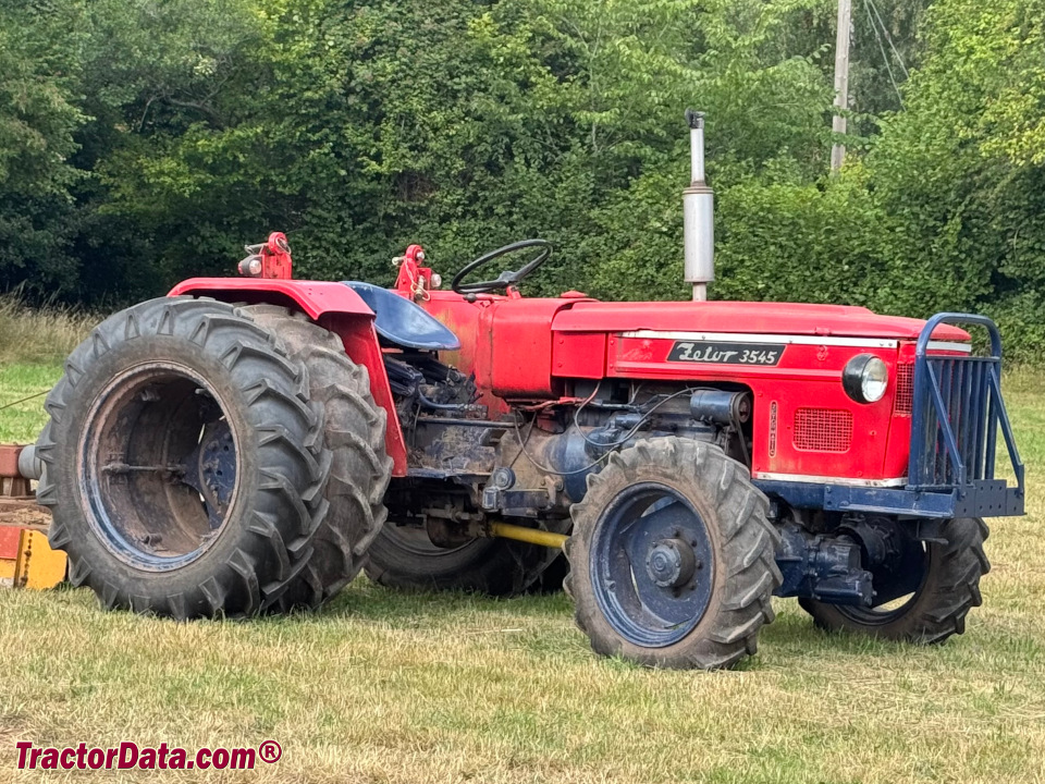 Zetor 3545 tractor.
