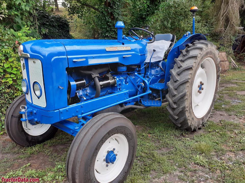 Fordson Super Major tractor photos information