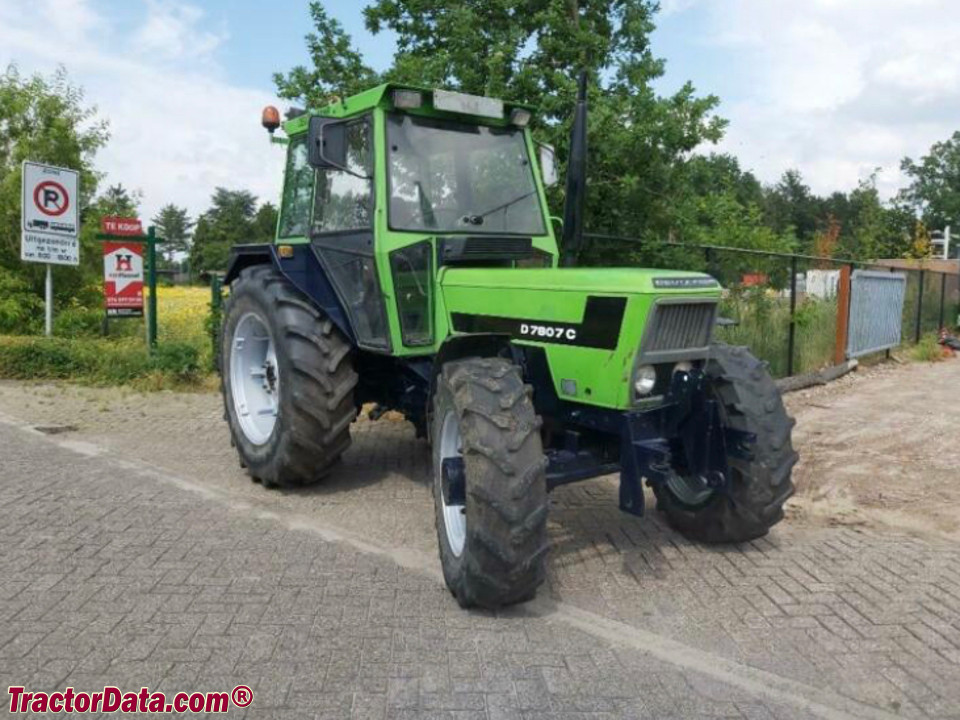 Deutz-Fahr D 7807