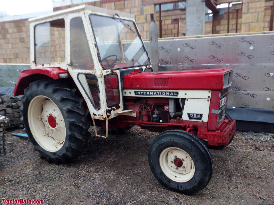 International Harvester 554