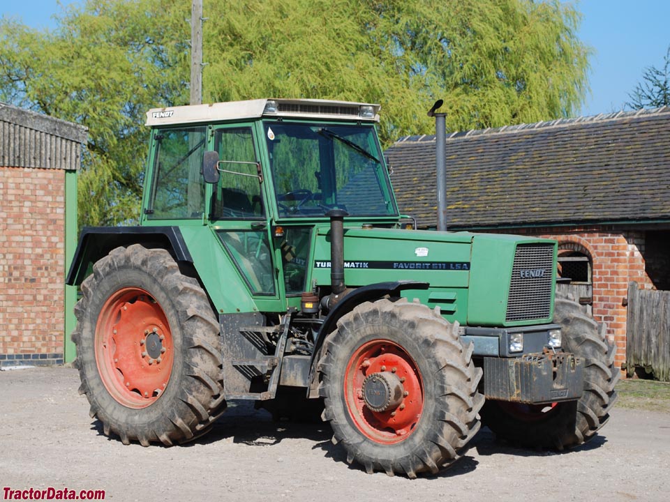 Fendt Favorit 611LS