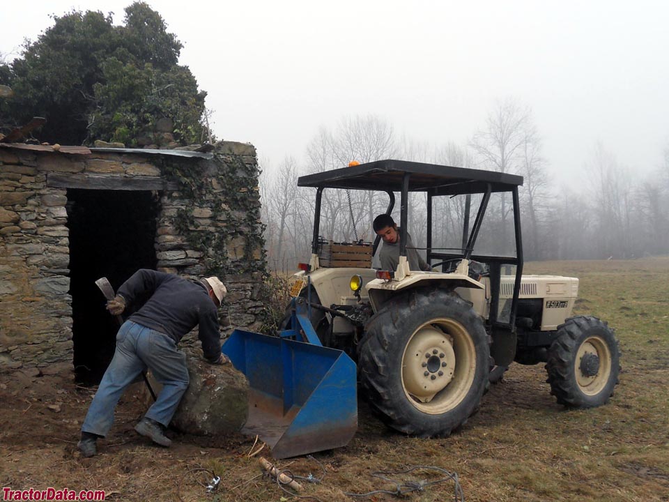 Moving stones with a Lamborghini R503.