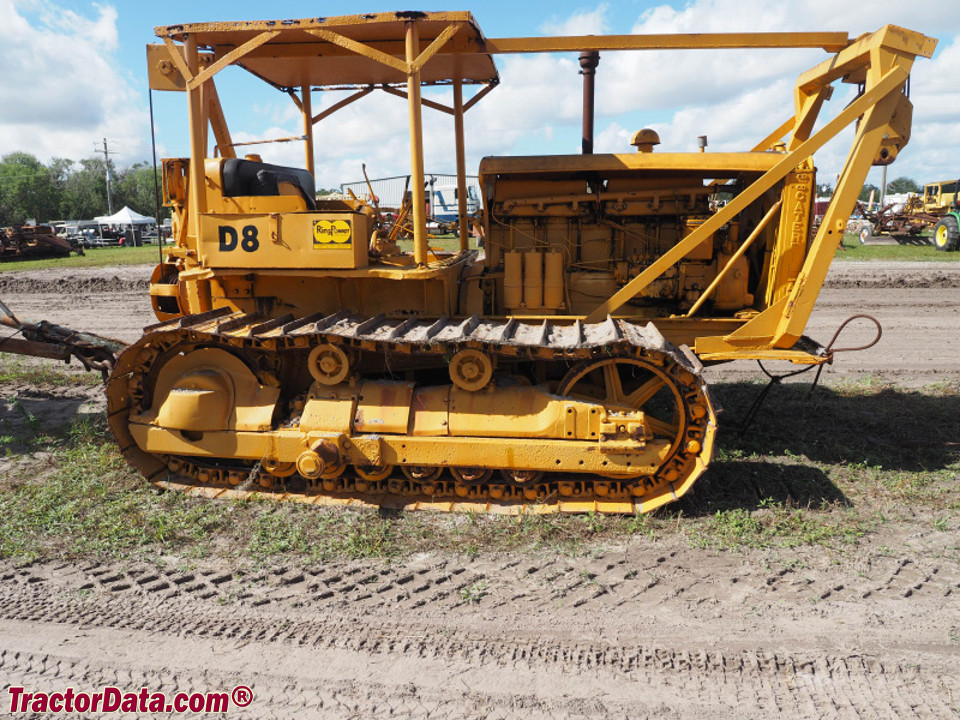 Caterpillar D8