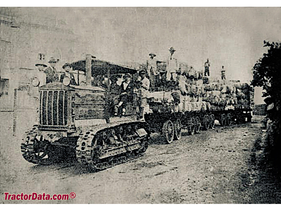 Holt 10-Ton tractor hauling cotton bales in Campina Grande, Brazil in 1925.