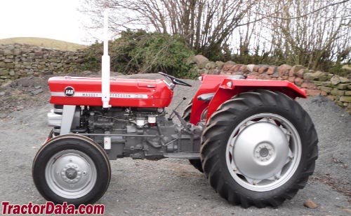 Massey Ferguson 148, left side