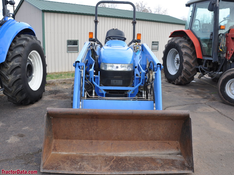 New Holland TC33