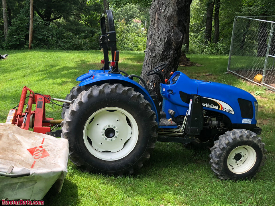 New Holland TC55DA with sickle mower, right side.