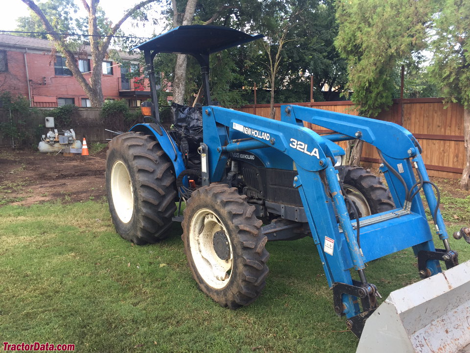 New Holland TN65 with 32LA front-end loader.