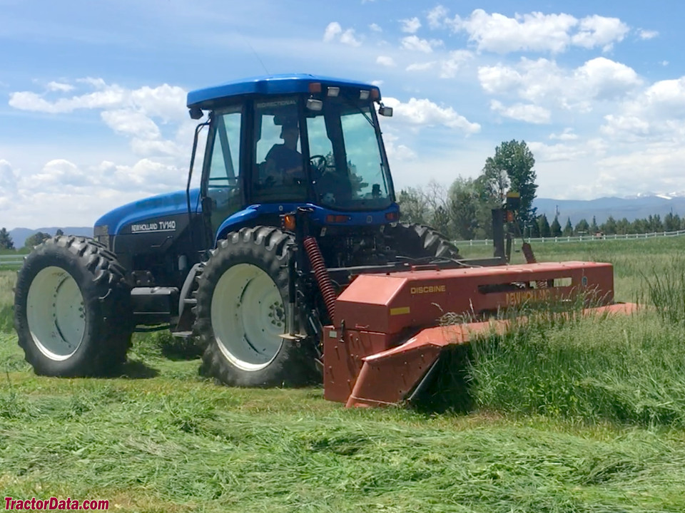 New Holland TV140