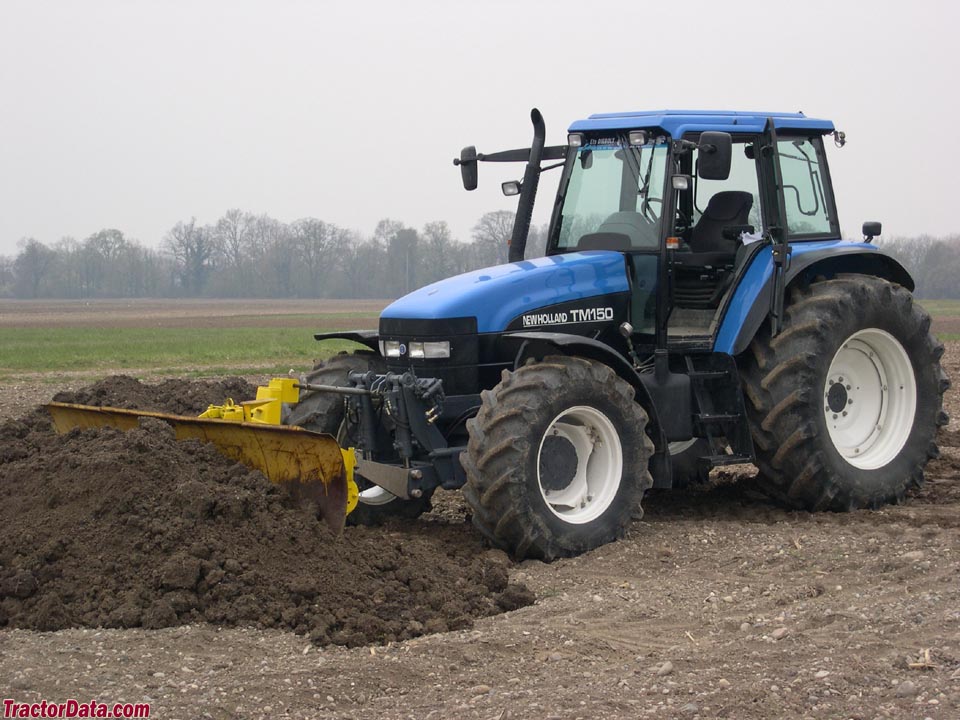 New Holland TM150