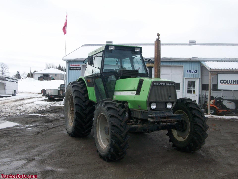 Deutz-Allis 7110