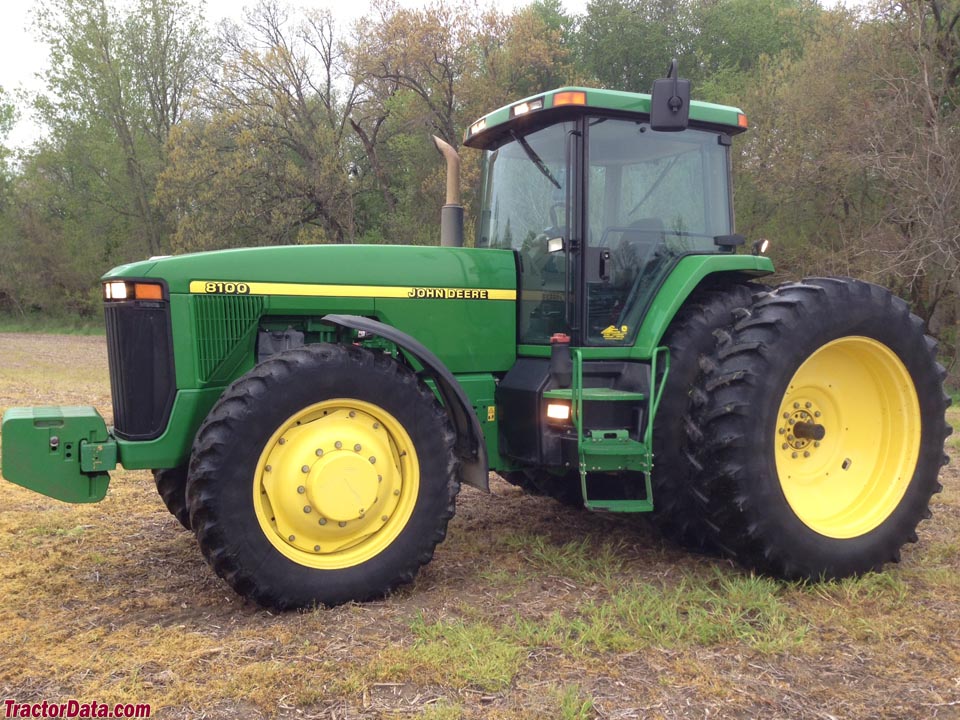 John Deere 8100