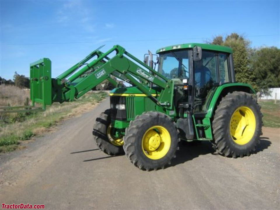 John Deere 6210