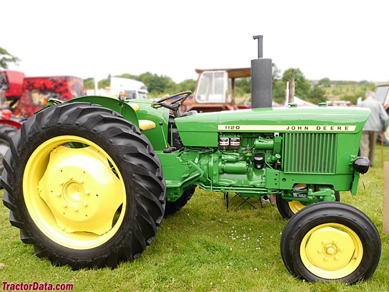 John Deere 1120