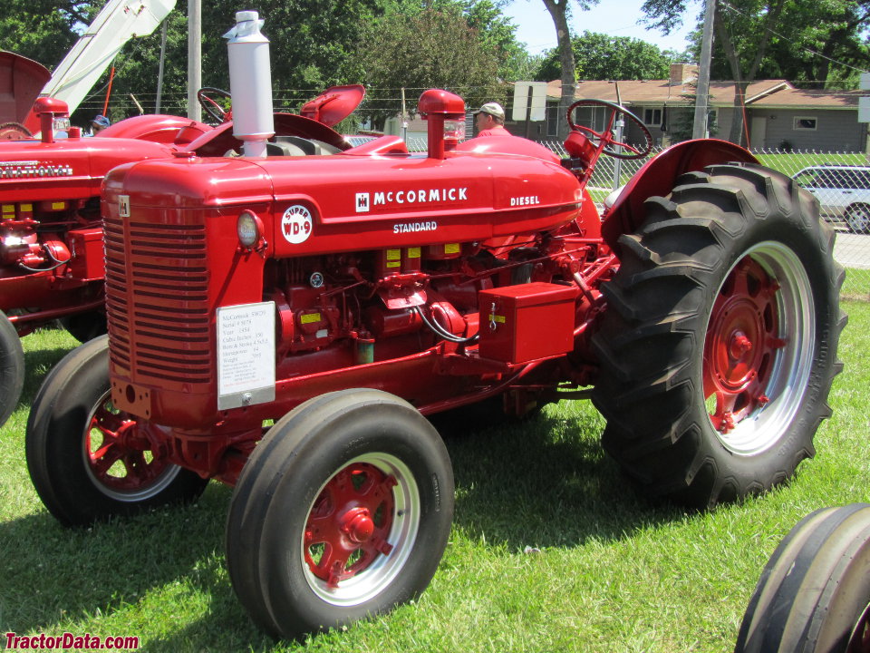 McCormick-Deering Super WD-9