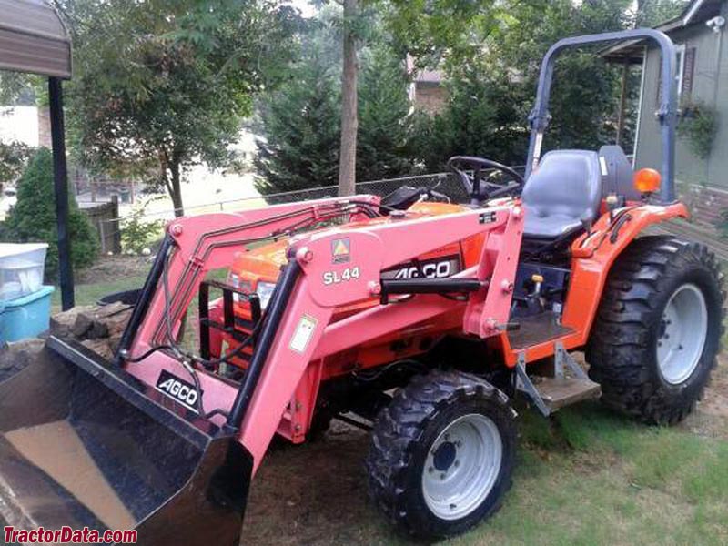 AGCO ST30 with SL44 front-end loader.