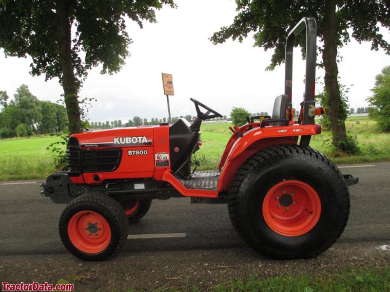 Kubota B7800