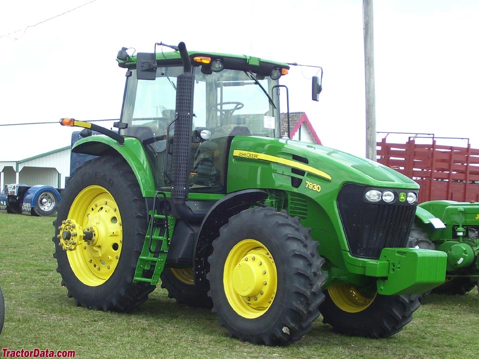 US model John Deere 7930.